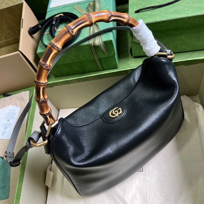 Gvc*1 Diana Medium Hobo Bag