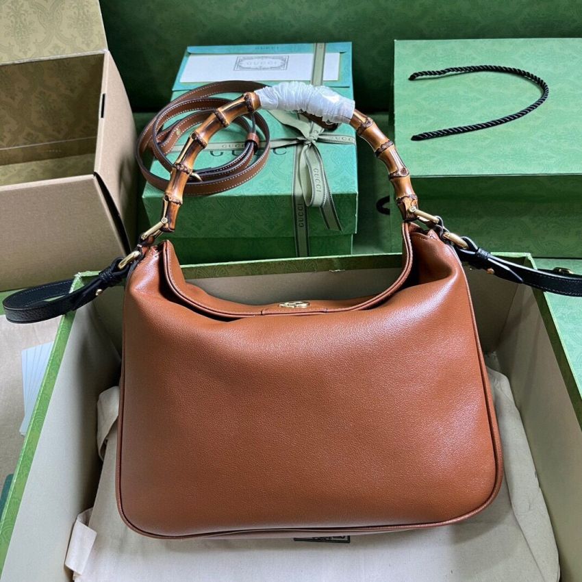 Gvc*1 Diana Medium Hobo Bag