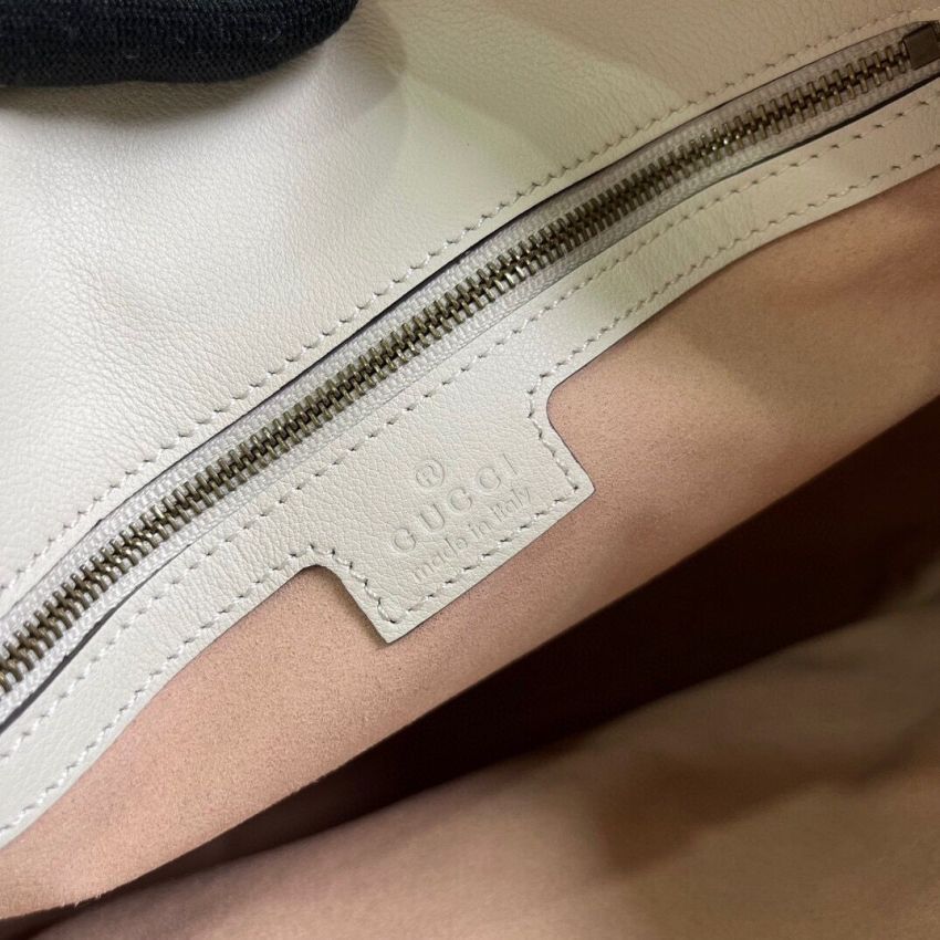 Gvc*1 Diana Medium Hobo Bag