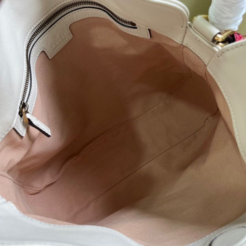 Gvc*1 Diana Medium Hobo Bag