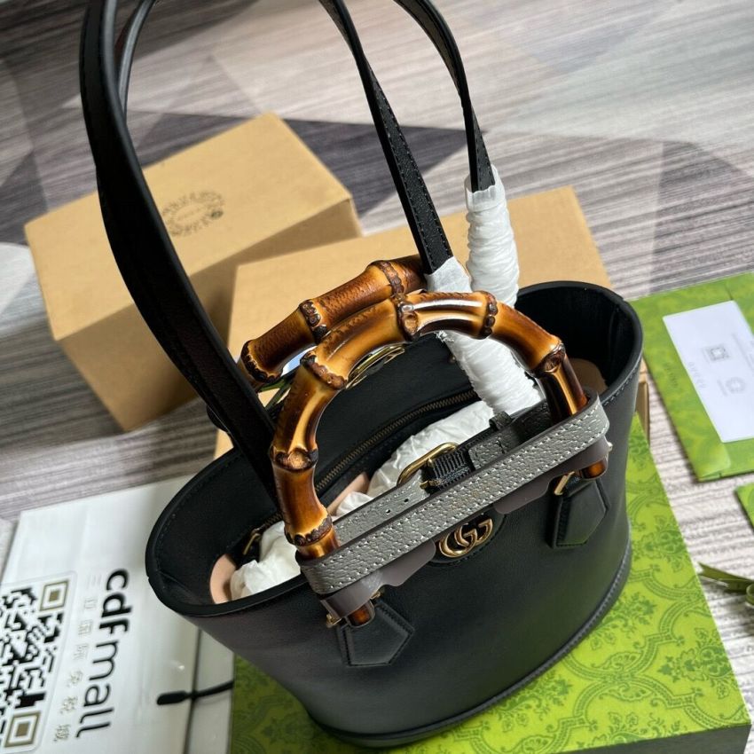 Gvc*1 Diana Baomboo Small Tote