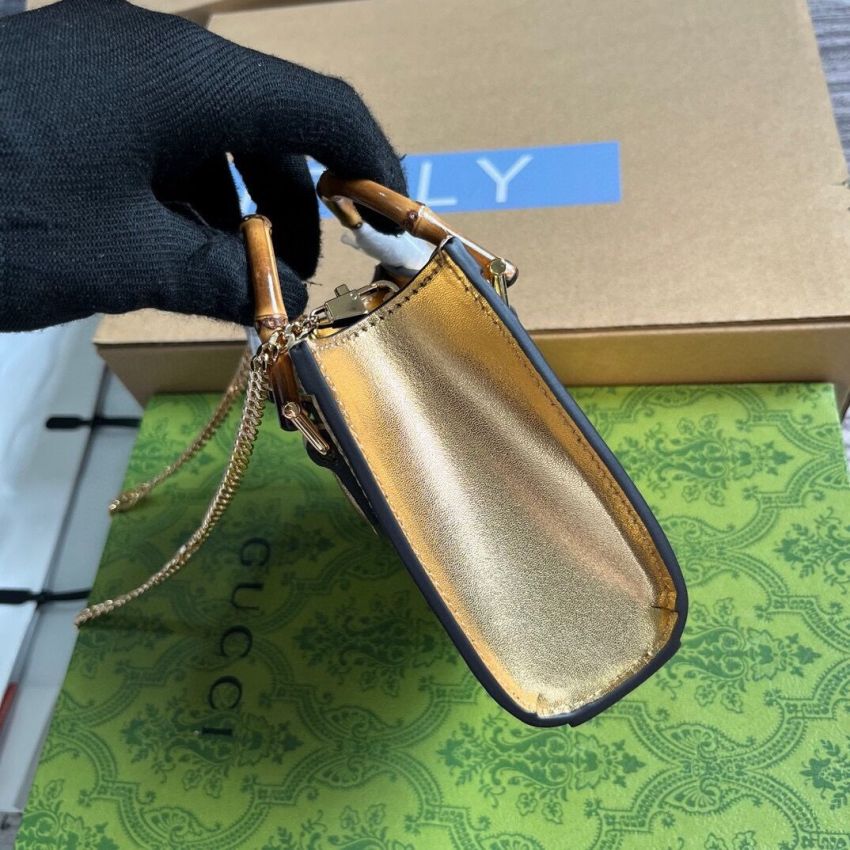 Gvc*1 Diana S*per Mini Chain Bag