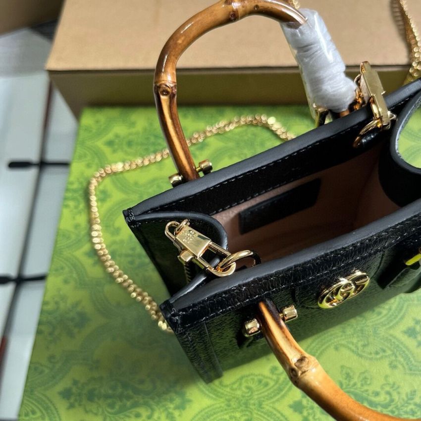 Gvc*1 Diana S*per Mini Chain Bag