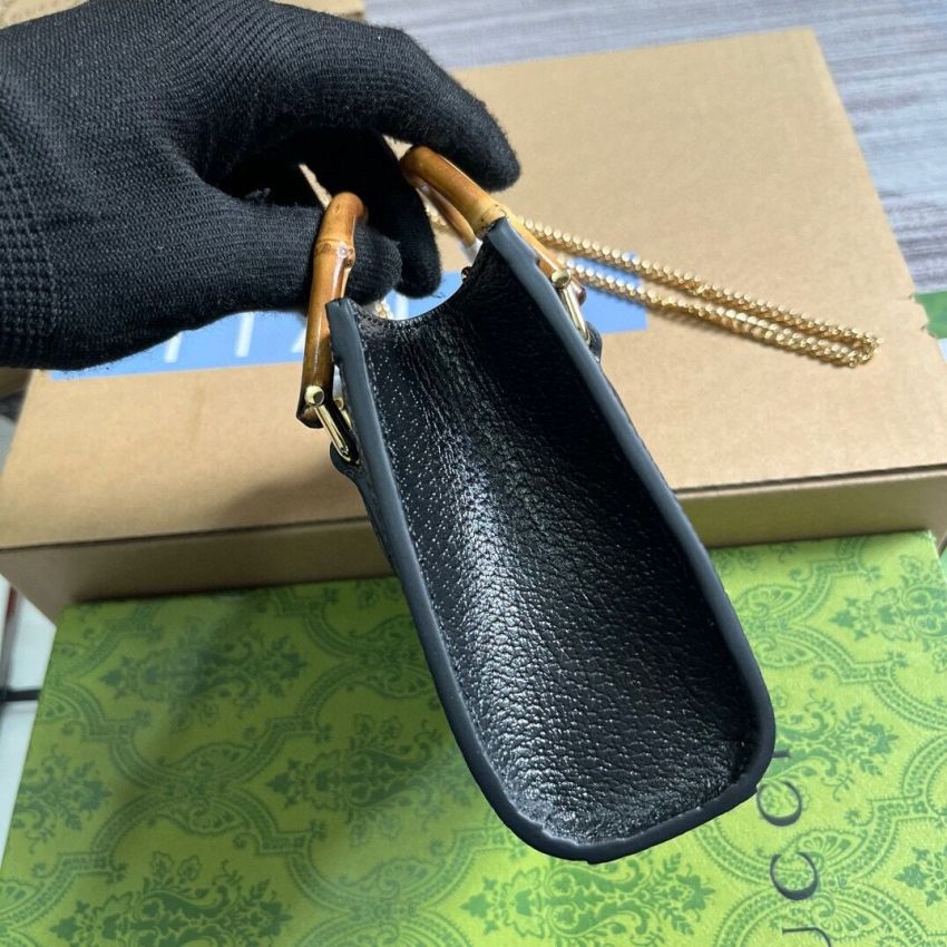 Gvc*1 Diana S*per Mini Chain Bag