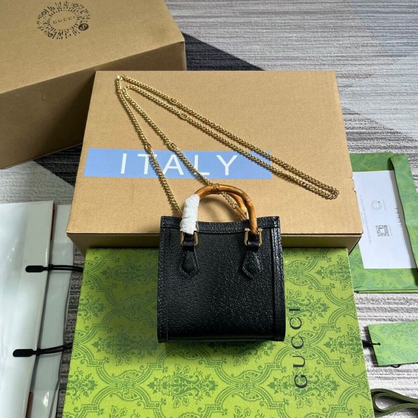 Gvc*1 Diana S*per Mini Chain Bag