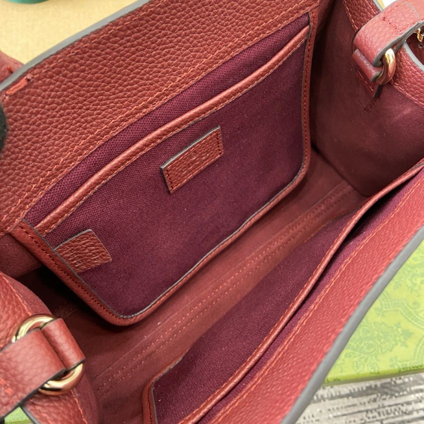 Gvc*1 Small Tote bag with Hook closure-Rosso Ancora