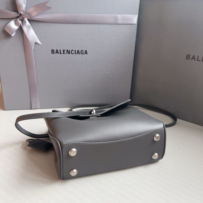 Ba1en*iaga Rodeo Mini Handbag-Grey