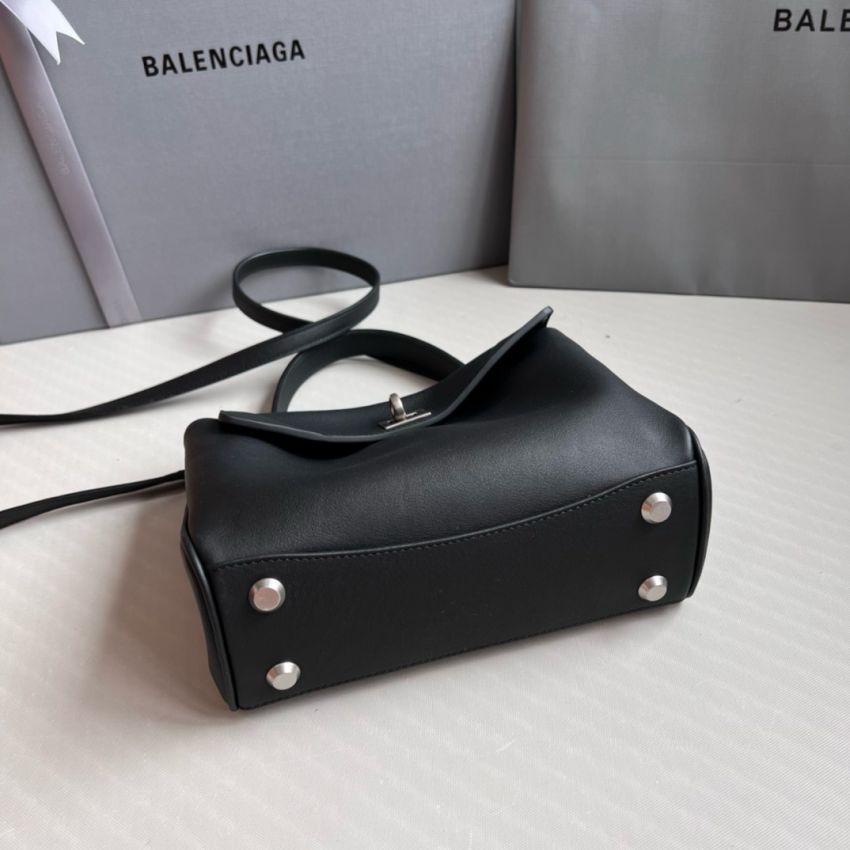 Ba1en*iaga Rodeo Mini Handbag-Black