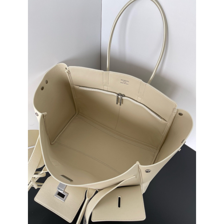 Ba1en*iaga Bel Air Medium Carry All bag