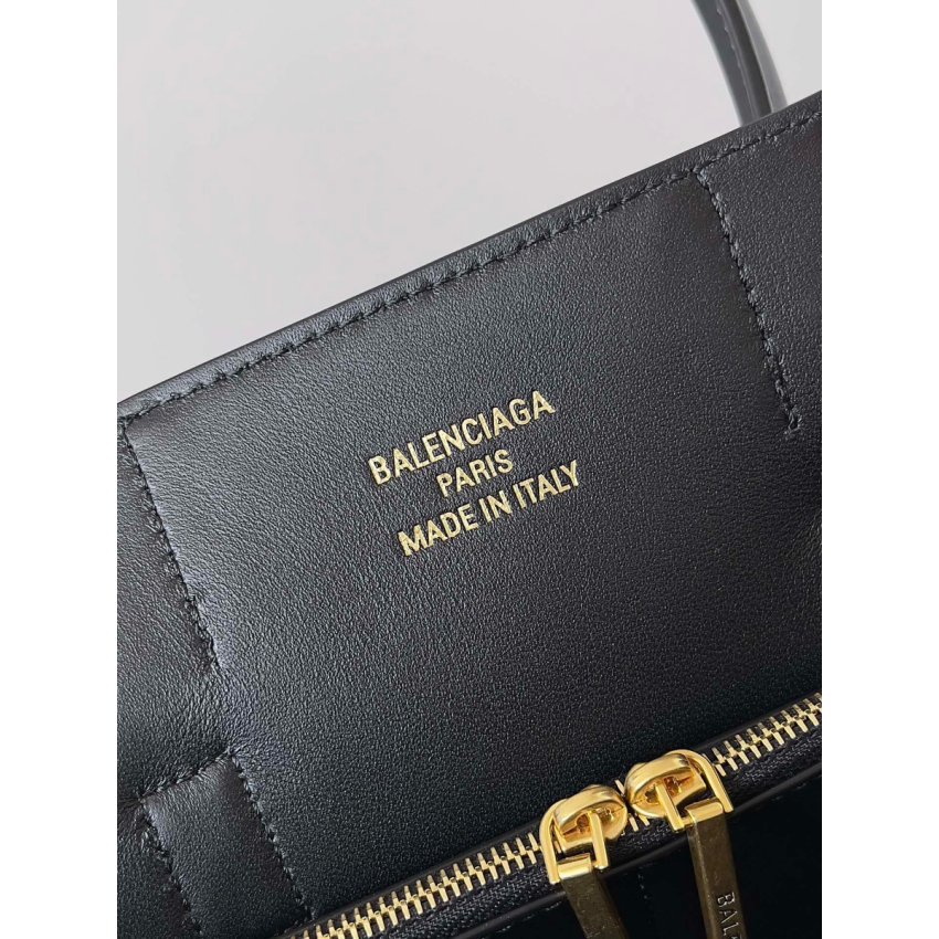Ba1en*iaga Bel Air Small Carry All bag