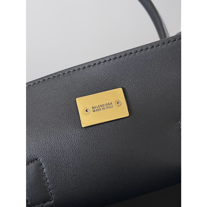 Ba1en*iaga Bel Air Small Carry All bag