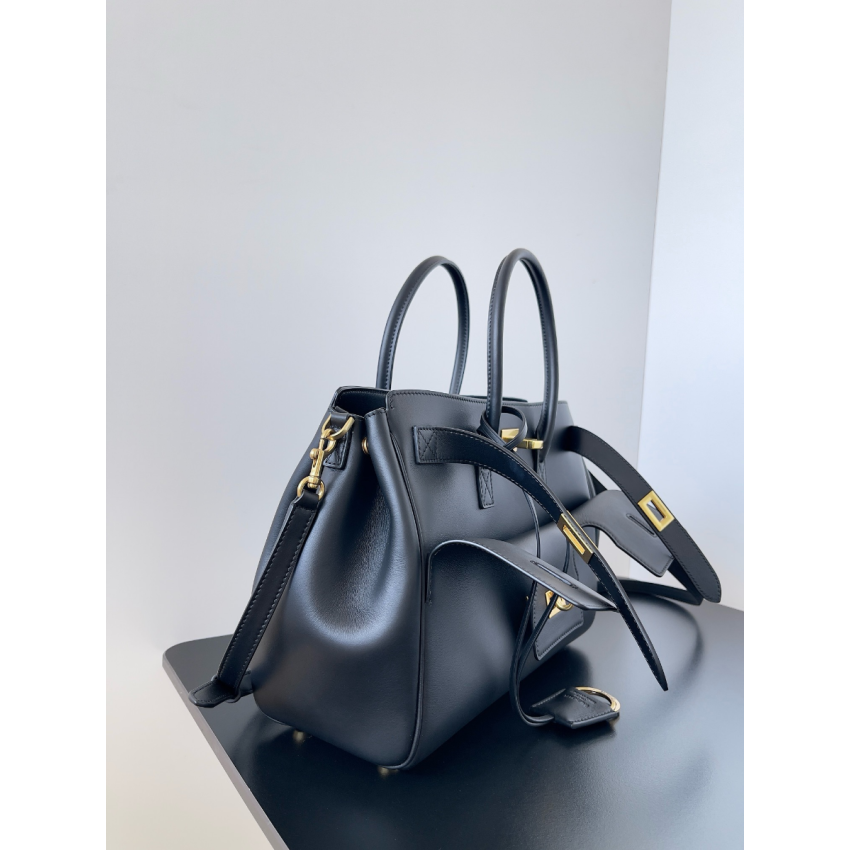 Ba1en*iaga Bel Air Small Carry All bag