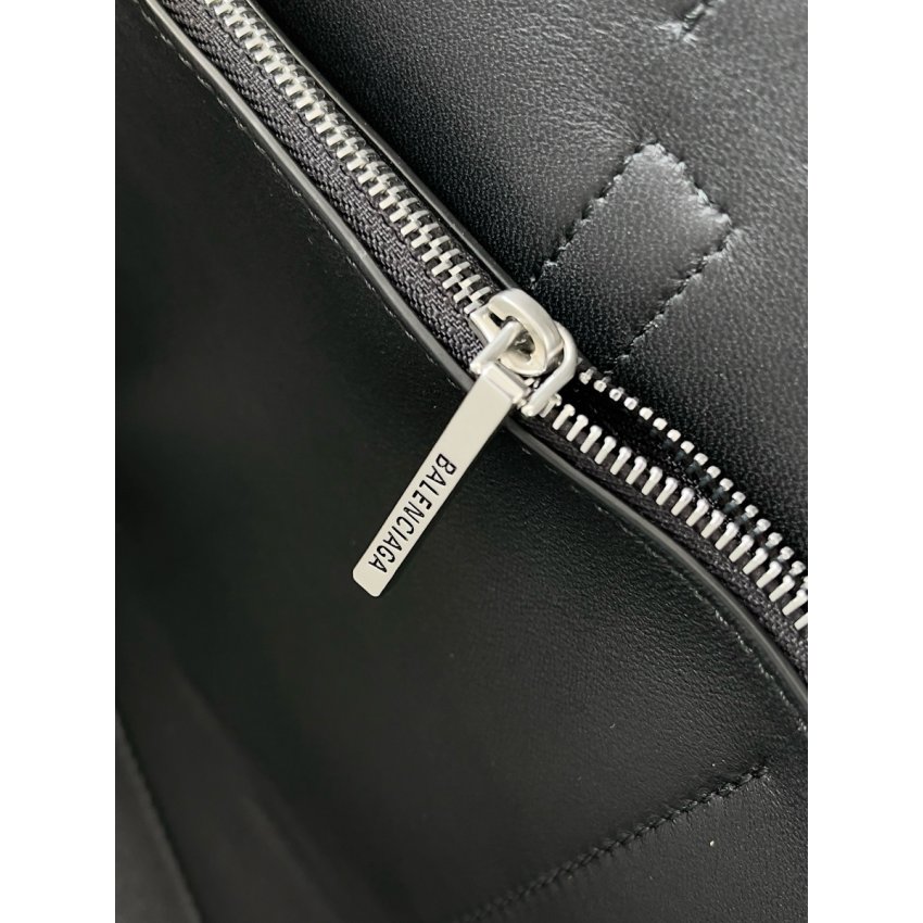 Ba1en*iaga Bel Air Small Carry All bag