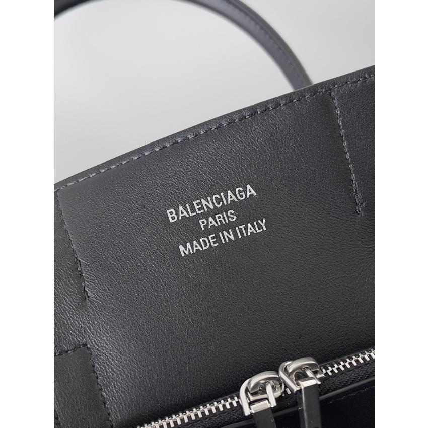 Ba1en*iaga Bel Air Small Carry All bag