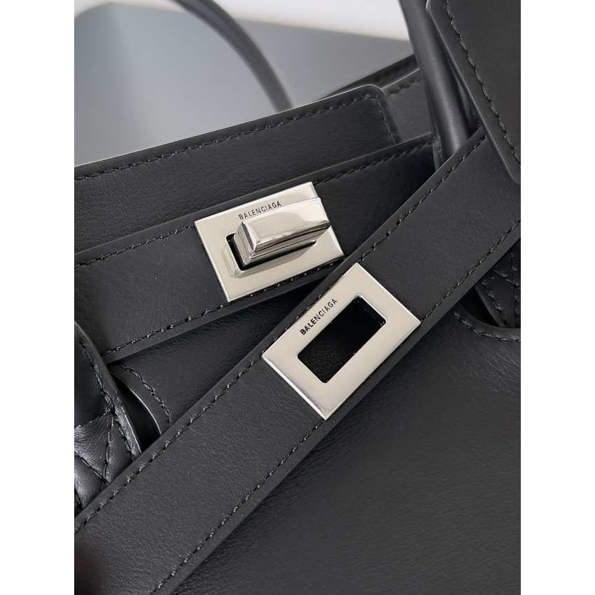 Ba1en*iaga Bel Air Small Carry All bag