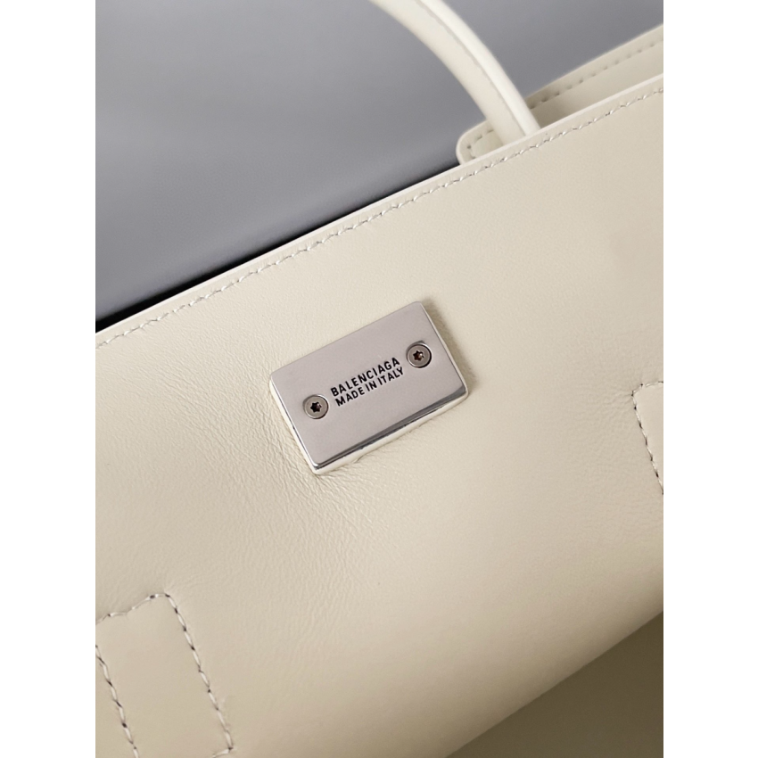 Ba1en*iaga Bel Air Small Carry All bag