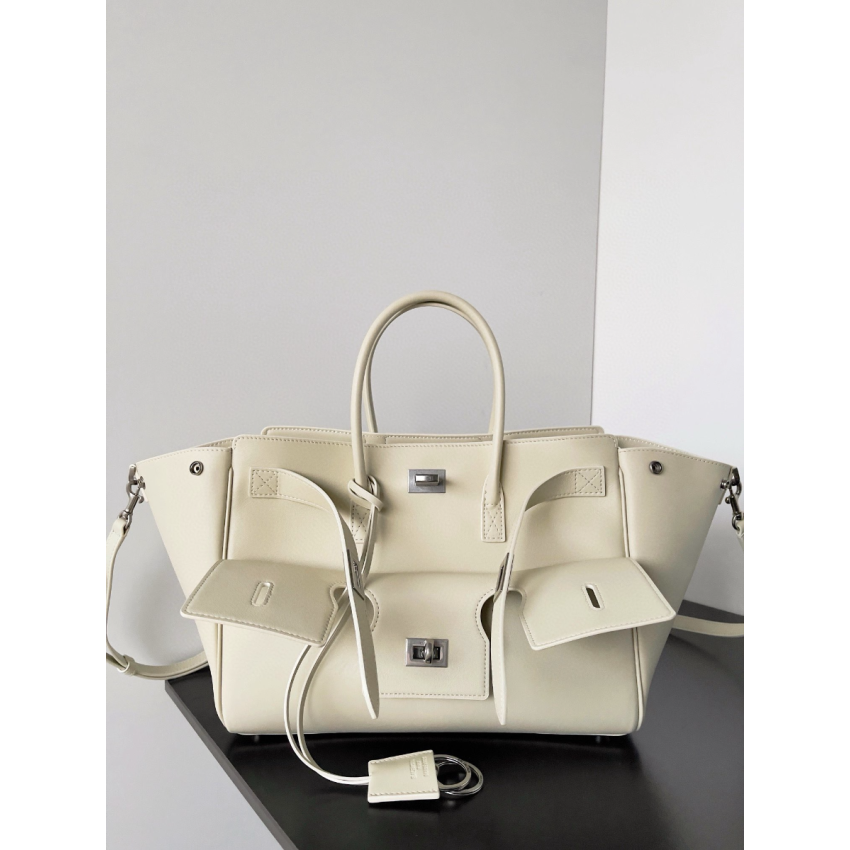 Ba1en*iaga Bel Air Small Carry All bag
