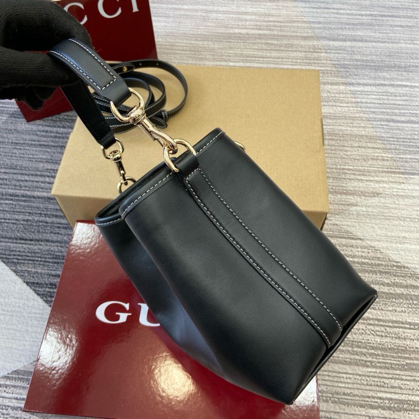Gvc*1 GG Emblem Mini Buckeket Bag- Black leather