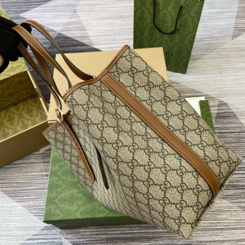 Gvc*1 GG emblem Medium Tote bag