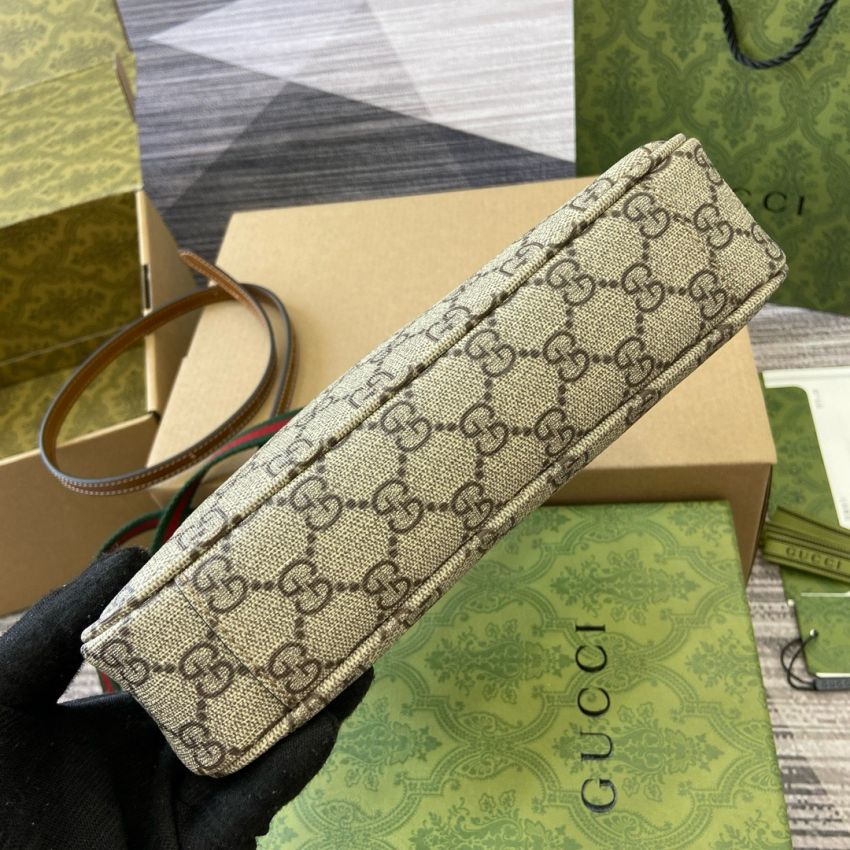 Gvc*1 GG Emblem small Shoulder Bag