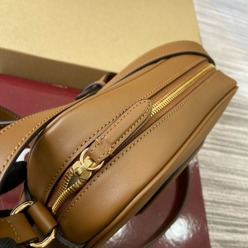 Gvc*1 Blondie Mini Shoulder Bag- Brown