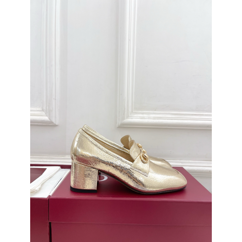 Women's loafer pump with Horsebit