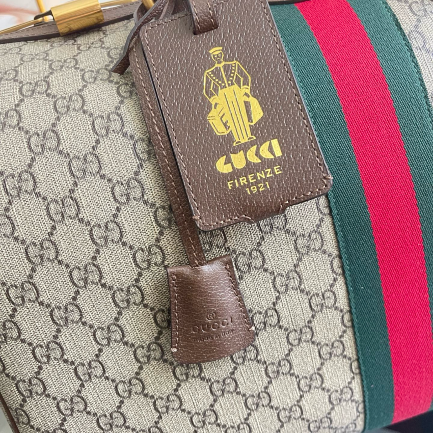 Gvc*1 Savoy Medium Travel Bag