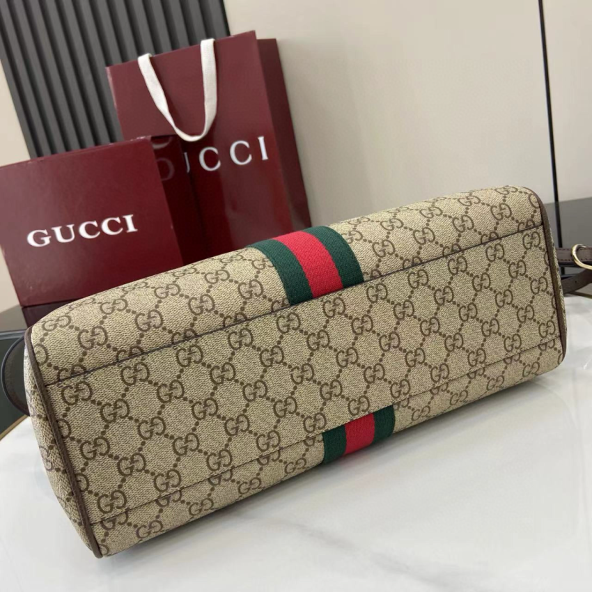 Gvc*1 Ophidia medium tote bag
