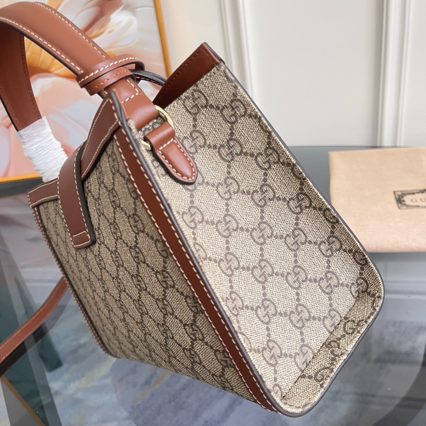 Padlock Medium Top Handle Bag