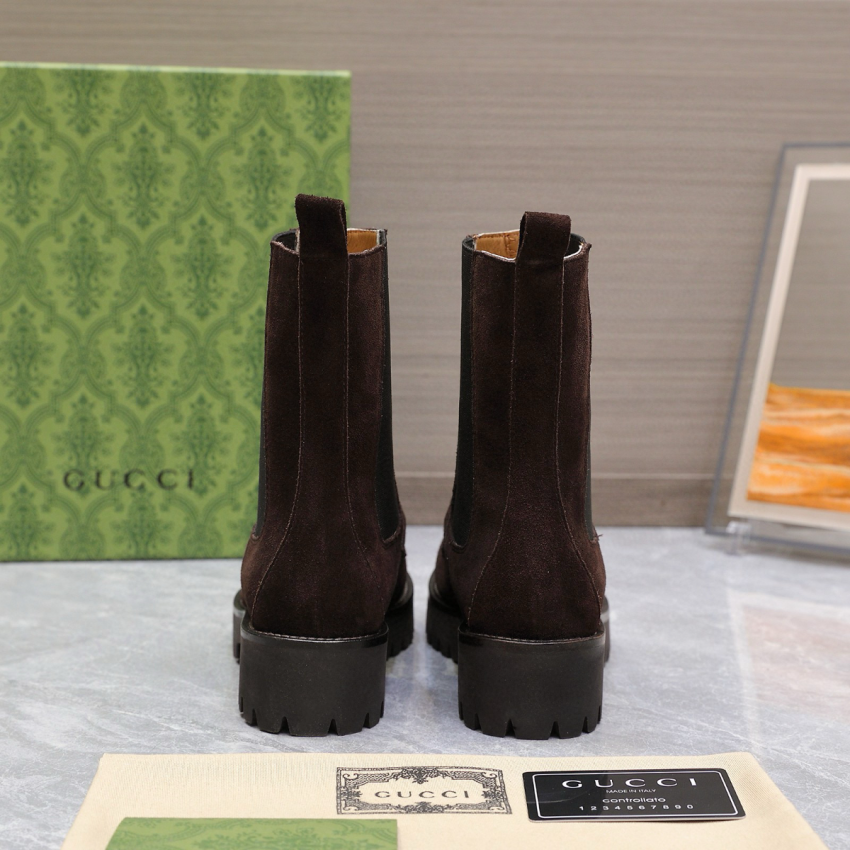 Women's ankle boot with Horsebit