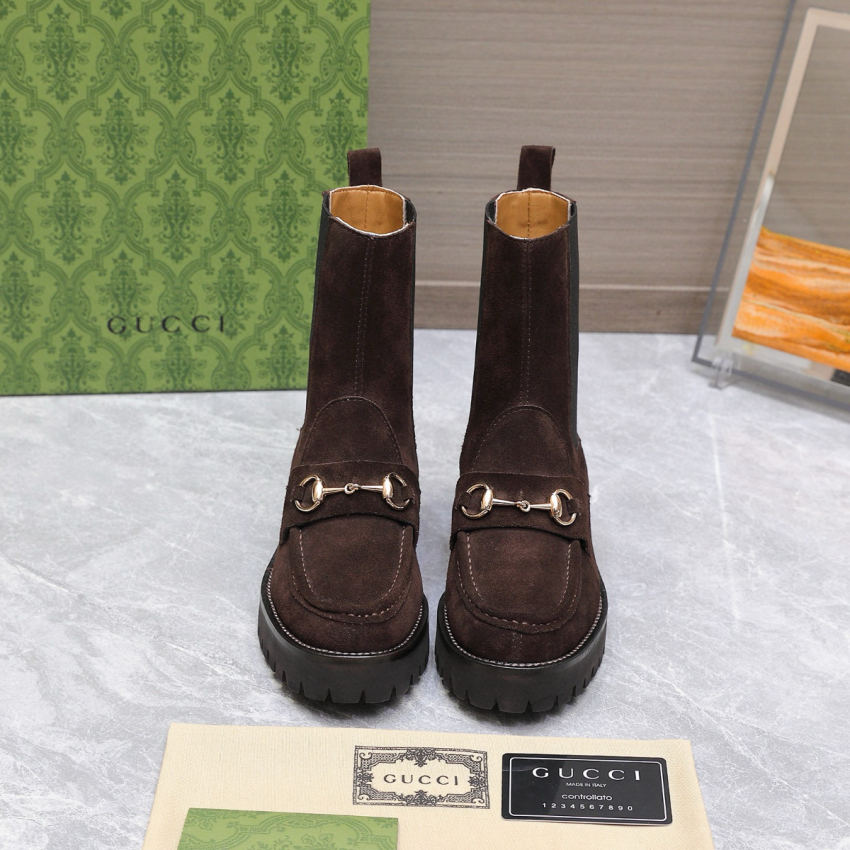Women's ankle boot with Horsebit