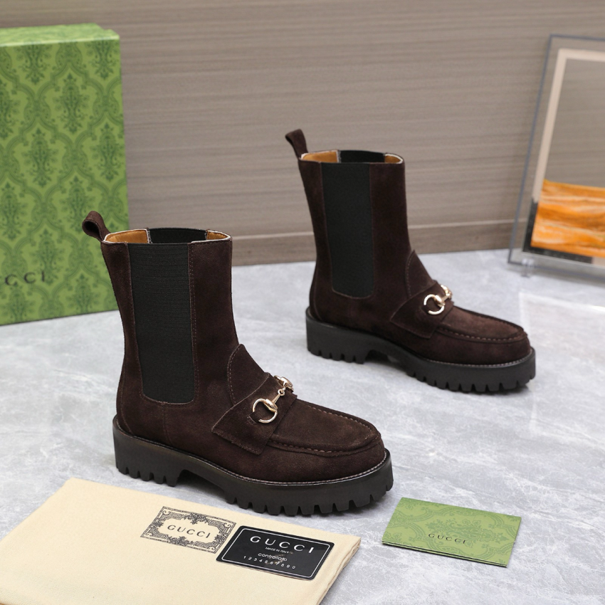 Women's ankle boot with Horsebit