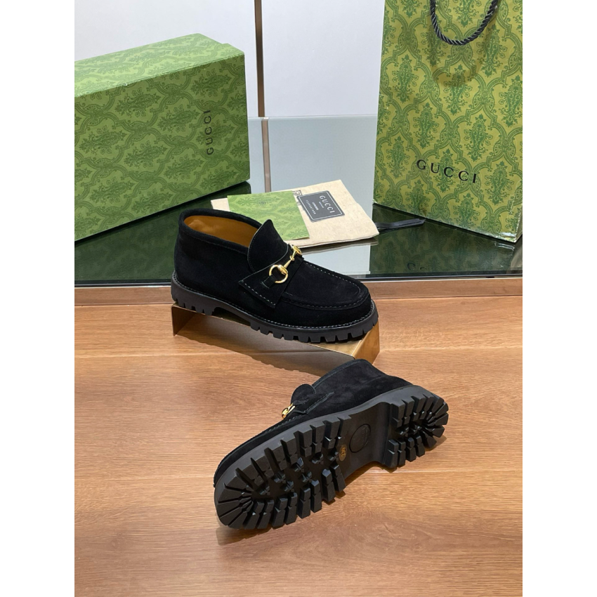 Women's ankle boot with Horsebit