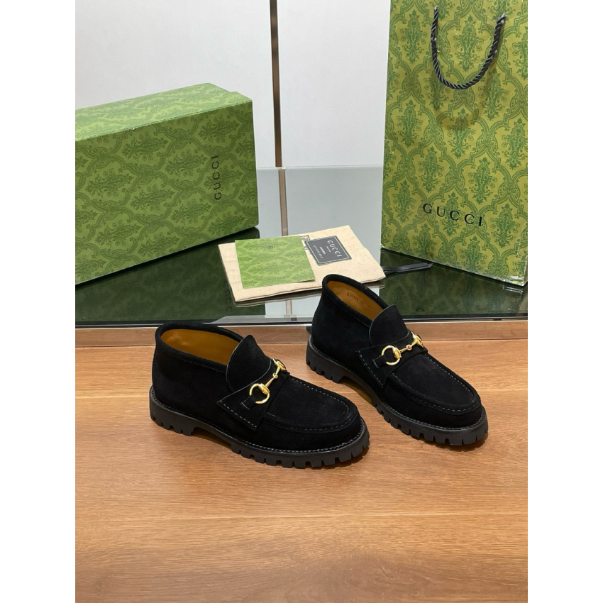 Women's ankle boot with Horsebit