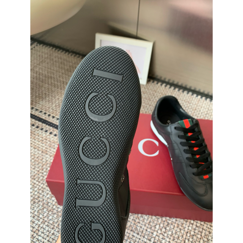 Men and Women's Gvc*1 Shift trainers
