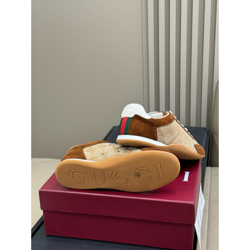 Men and Women's Gvc*1 Shift trainers