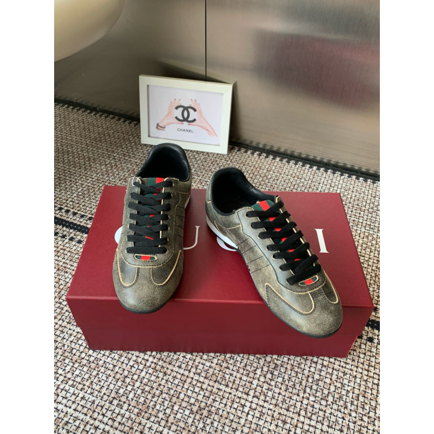 Men and Women's Gvc*1 Shift trainers