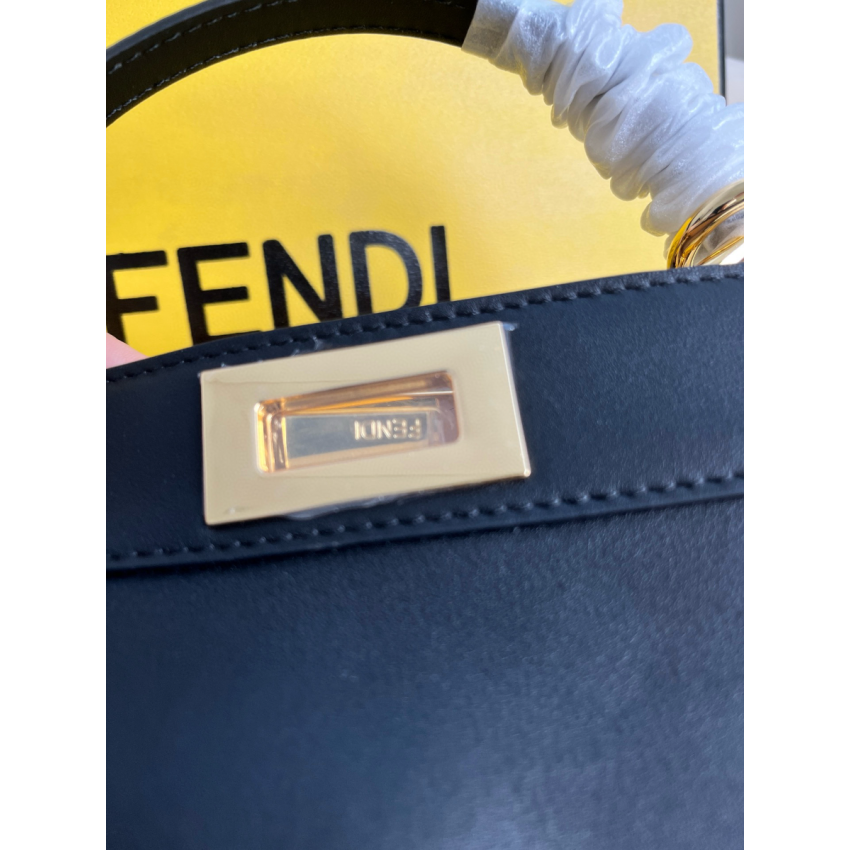 F**di Peekaboo Iseeu Small Bag -Black