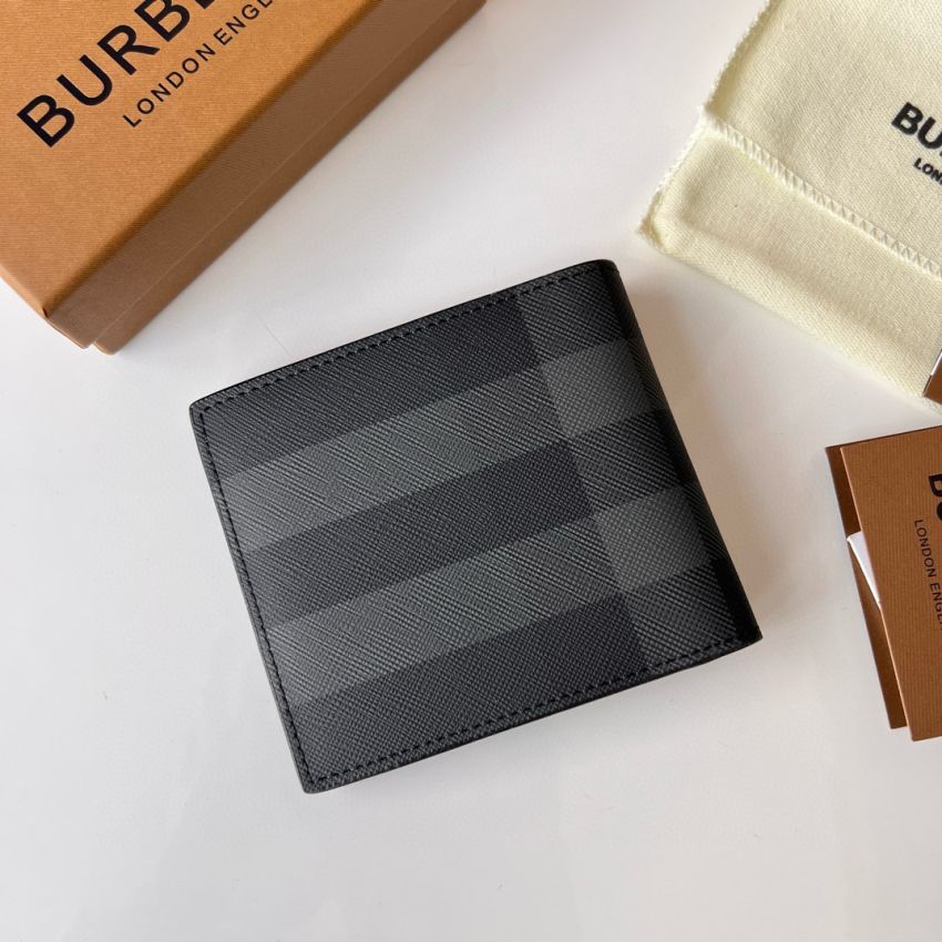 Bv*b*rry Check Bifold wallet