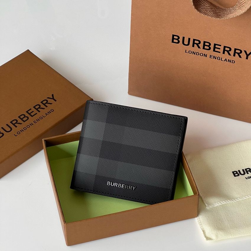 Bv*b*rry Check Bifold wallet