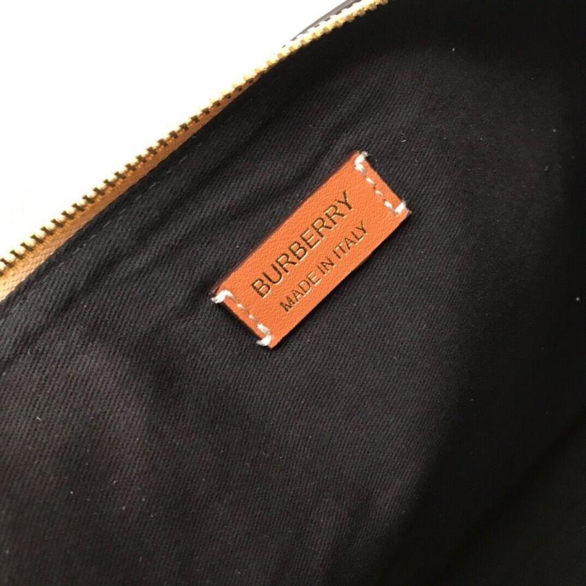 Bv*b*rry Classic Boston Bag