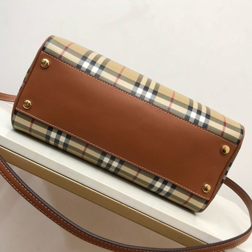 Bv*b*rry Classic Boston Bag
