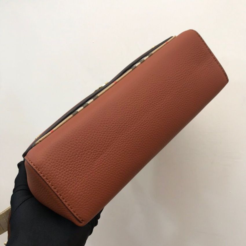 Bv*b*rry Check and Leather Note Bag