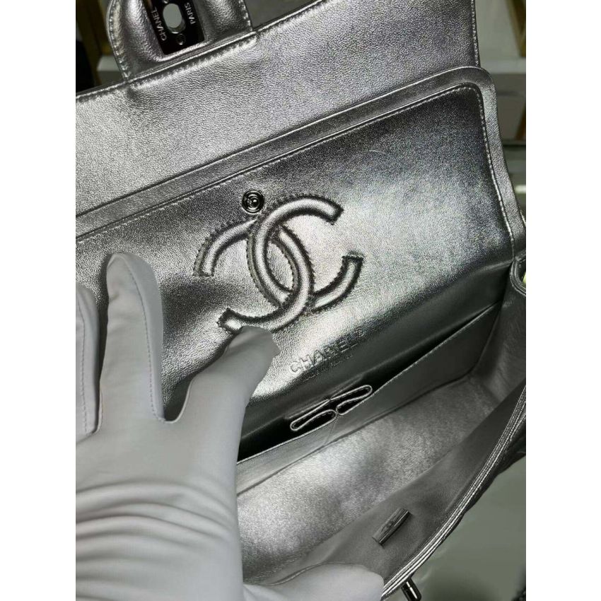 Medium Ch**el Classic Handbag