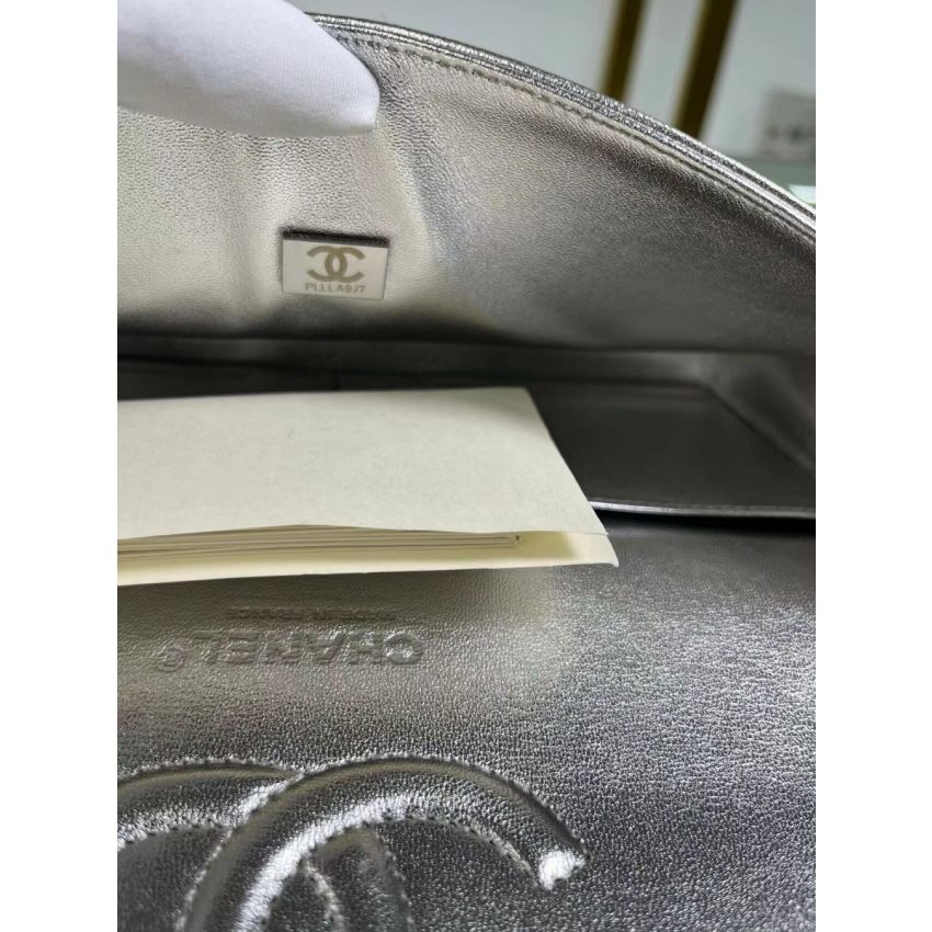 Medium Ch**el Classic Handbag