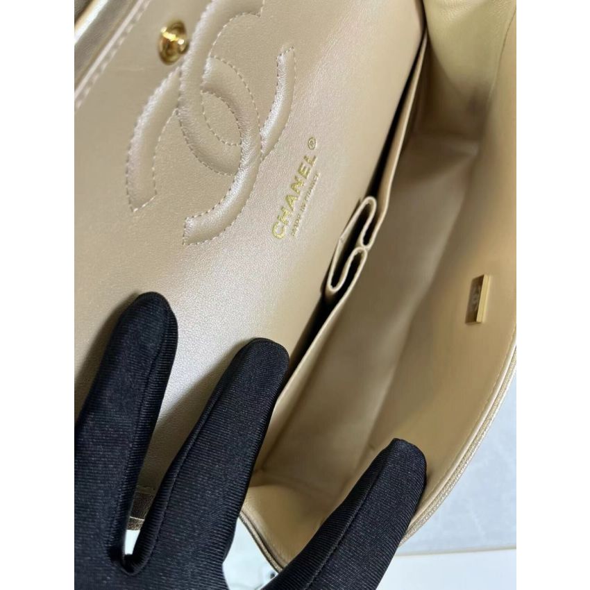 Medium Ch**el Classic Handbag