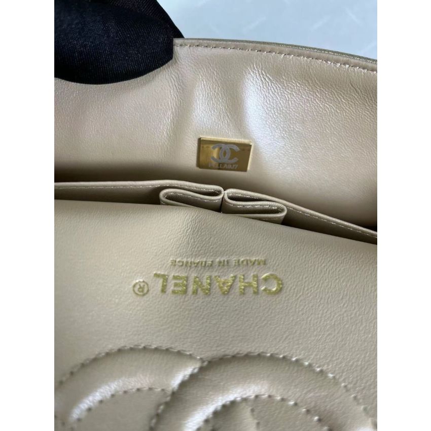Medium Ch**el Classic Handbag