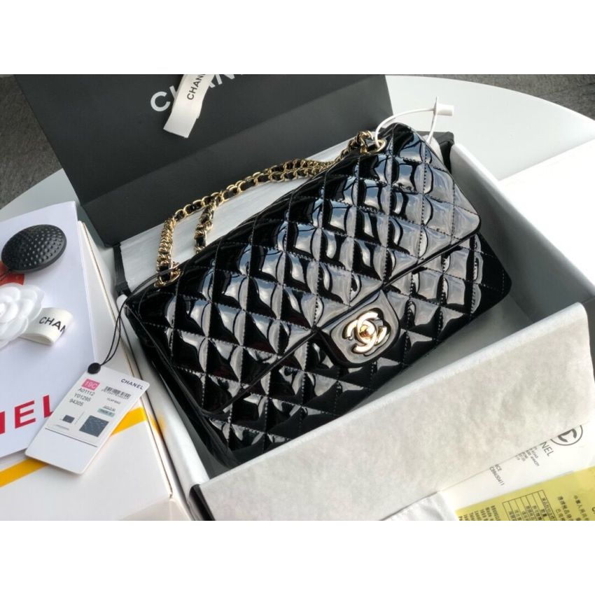 Medium Ch**el Classic Handbag in Shiny leather