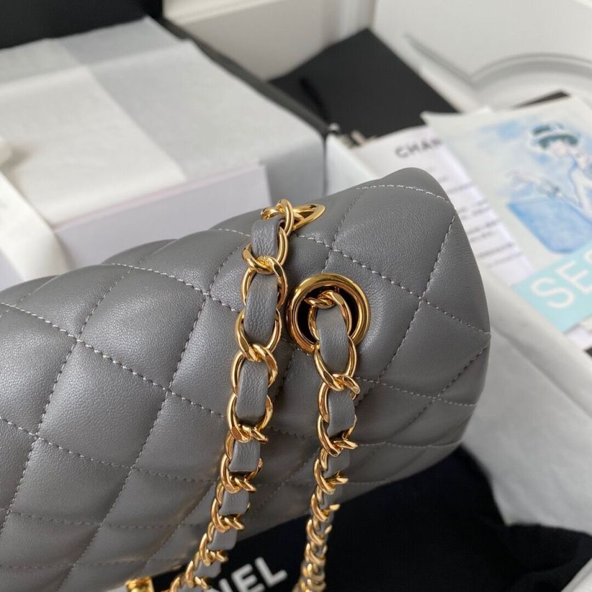 Medium Ch**el Classic Handbag