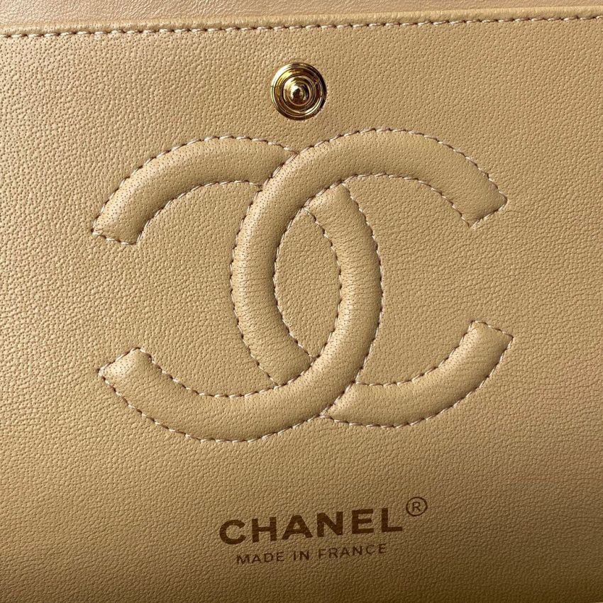 Medium Ch**el Classic Handbag